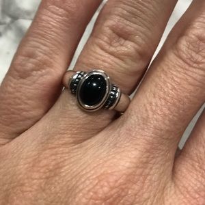 James Avery retired oval Onyx ring